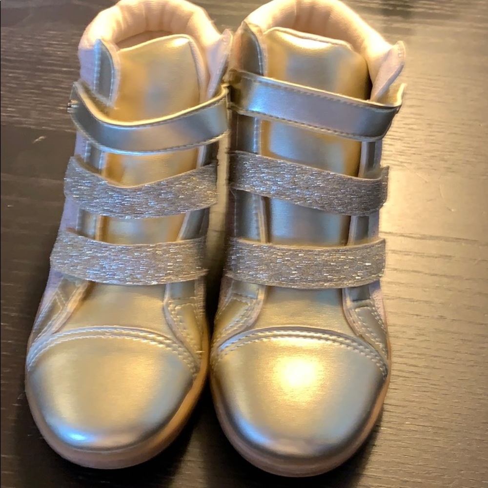 Gold & pink Velcro boots